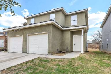 Main picture of 5815 Golf Bnd