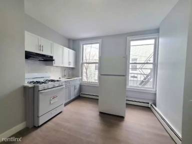 Main picture of 115 Ocean Ave