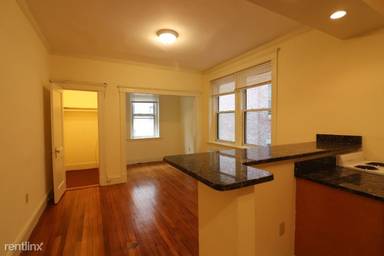 Main picture of 35 Park Dr