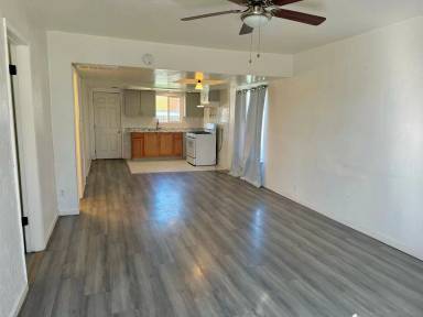 Main picture of 877 Joyce Ave