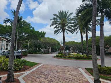 Main picture of 12136 Saint Andrews Pl