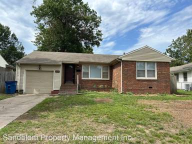 Main picture of 4255 E 25th Pl
