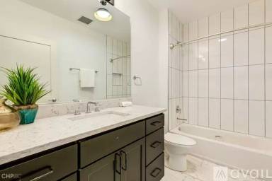 Main picture of 2740 N Spaulding Ave Apartments