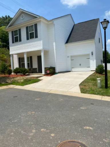 Main picture of 8321 Candlenut Ln
