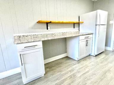 Main picture of 4004 Knight Rd SW