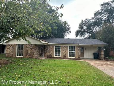 Main picture of 1213 E Washington St