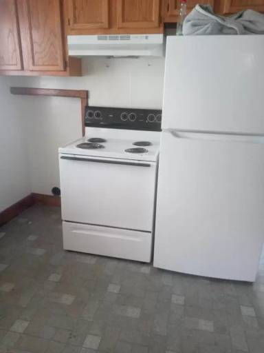 Main picture of 52 Falmouth St