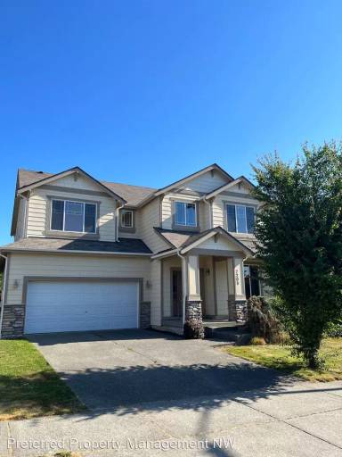 Main picture of 7205 39th Pl NE