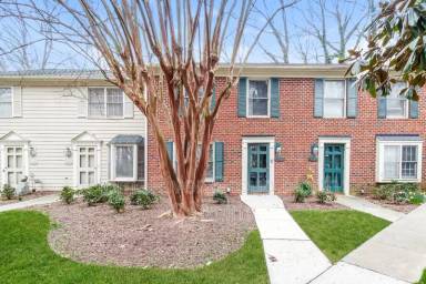 Main picture of 4627 Lawndale Dr