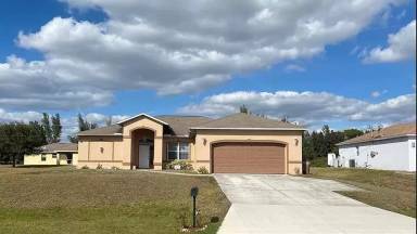 Main picture of 113 Tropicana Pkwy E