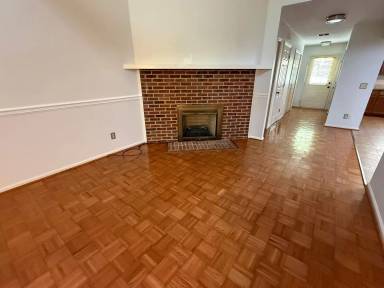 Main picture of 184 Emerald Dr