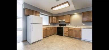 Main picture of 409 W Zeller St