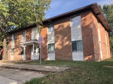 Main picture of 3526 Midwest Dr