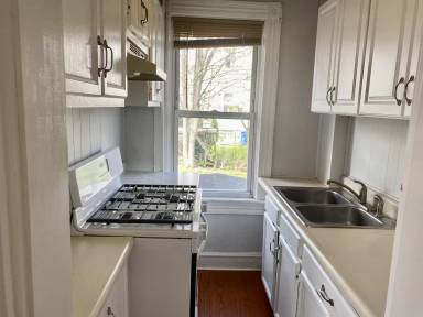 Main picture of 33 16th St