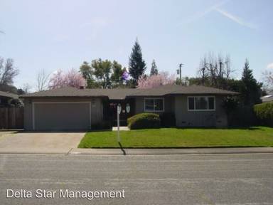 Main picture of 7915 Ridgemont Dr