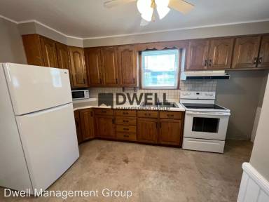 Main picture of 1009 7th Ave NW