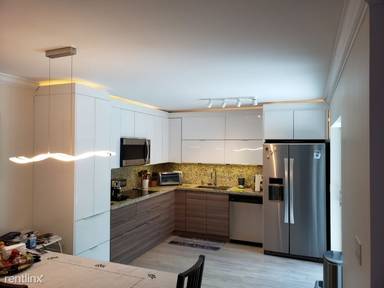 Main picture of 2577 Garden Ct