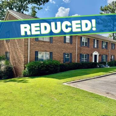 Main picture of 2060 Montreat Dr