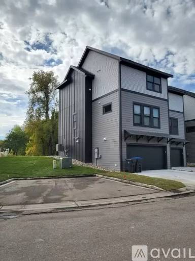 Main picture of 341 Trestle Trl