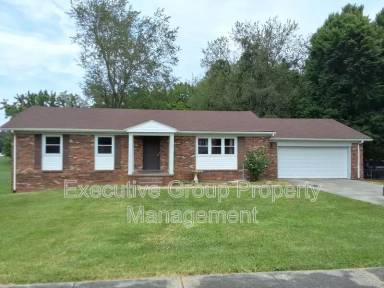 Main picture of 927 Fairview Cir