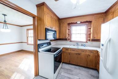 Main picture of 913 Sandusky Dr