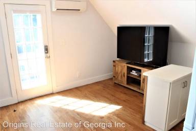 Main picture of 644 Brownwood Ave SE