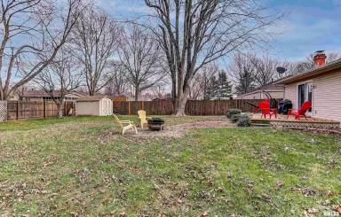 Main picture of 6 Lancelot Dr