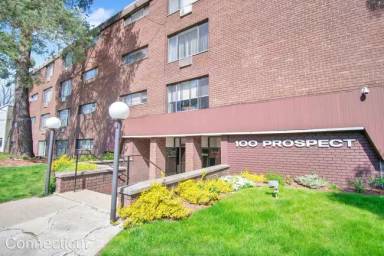 Main picture of 100 Prospect Ave
