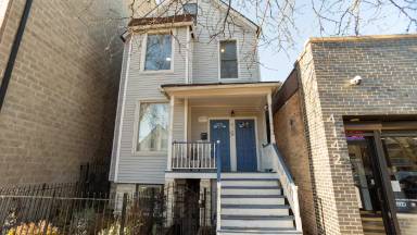 Main picture of 4140 N Western Ave