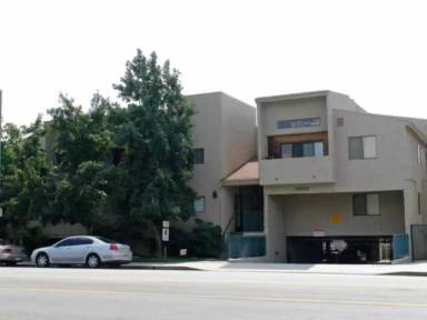 Main picture of 15020 Burbank Blvd