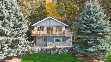 Main picture of 319 Hanging Rock Dr