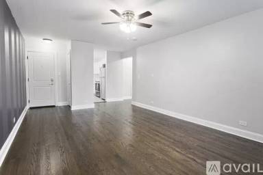 Main picture of 7630 N Eastlake Ter