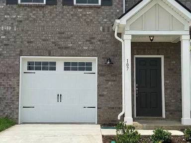 Main picture of 107 Brighton Ln