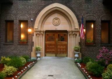 Main picture of 215 Hart Blvd