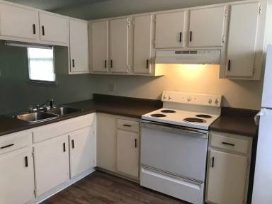 Main picture of 1609 Donington Ct