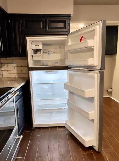 Main picture of 119 N Victor Ave