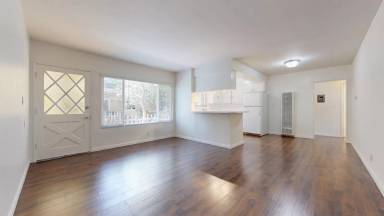 Main picture of 2407 Ruhland Ave