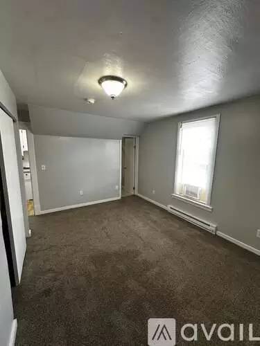 Main picture of 2018 N Cincinnati St