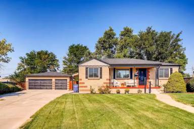 Main picture of 1367 S Beach Ct
