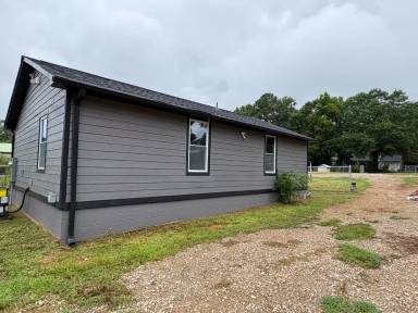 Main picture of 201 Fort Shoals Rd