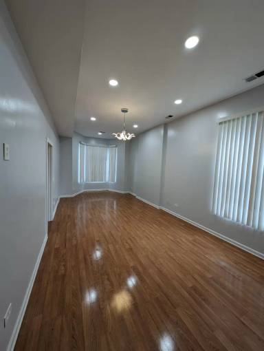 Main picture of 5534 S Wabash Ave