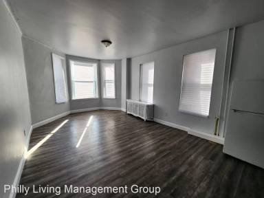Main picture of 1228 W Allegheny Ave