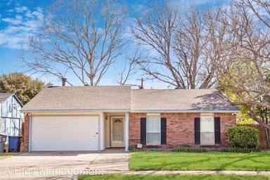 Main picture of 1003 Harrison Dr