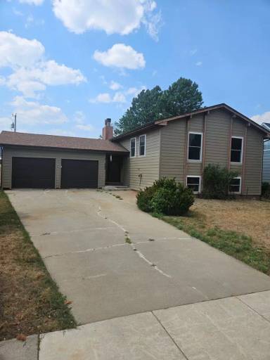 Main picture of 427 City Springs Ln