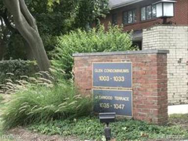 Main picture of 1039 N Old Woodward Ave