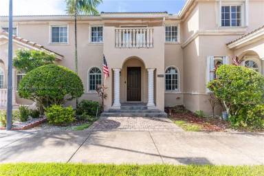 Main picture of 14232 SW 273rd St