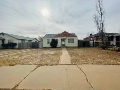 Main picture of 1002 W Deming St
