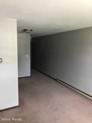 Main picture of 101 Wood Ct