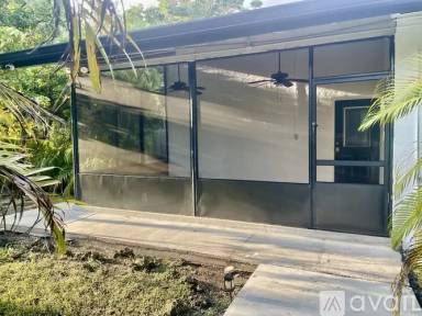 Main picture of 10440 SW 124th St
