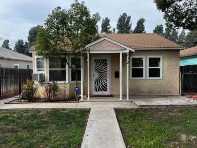 Main picture of 6321 Canobie Ave